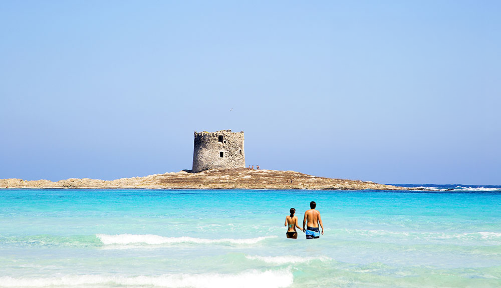 Un lavoratore su dieci sogna di scegliere la felicità in Sardegna